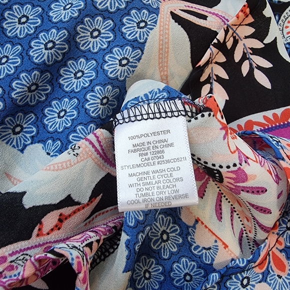 Chenault Flowy Patchwork Wrap Around Floral Blouse. - Picture 6 of 9